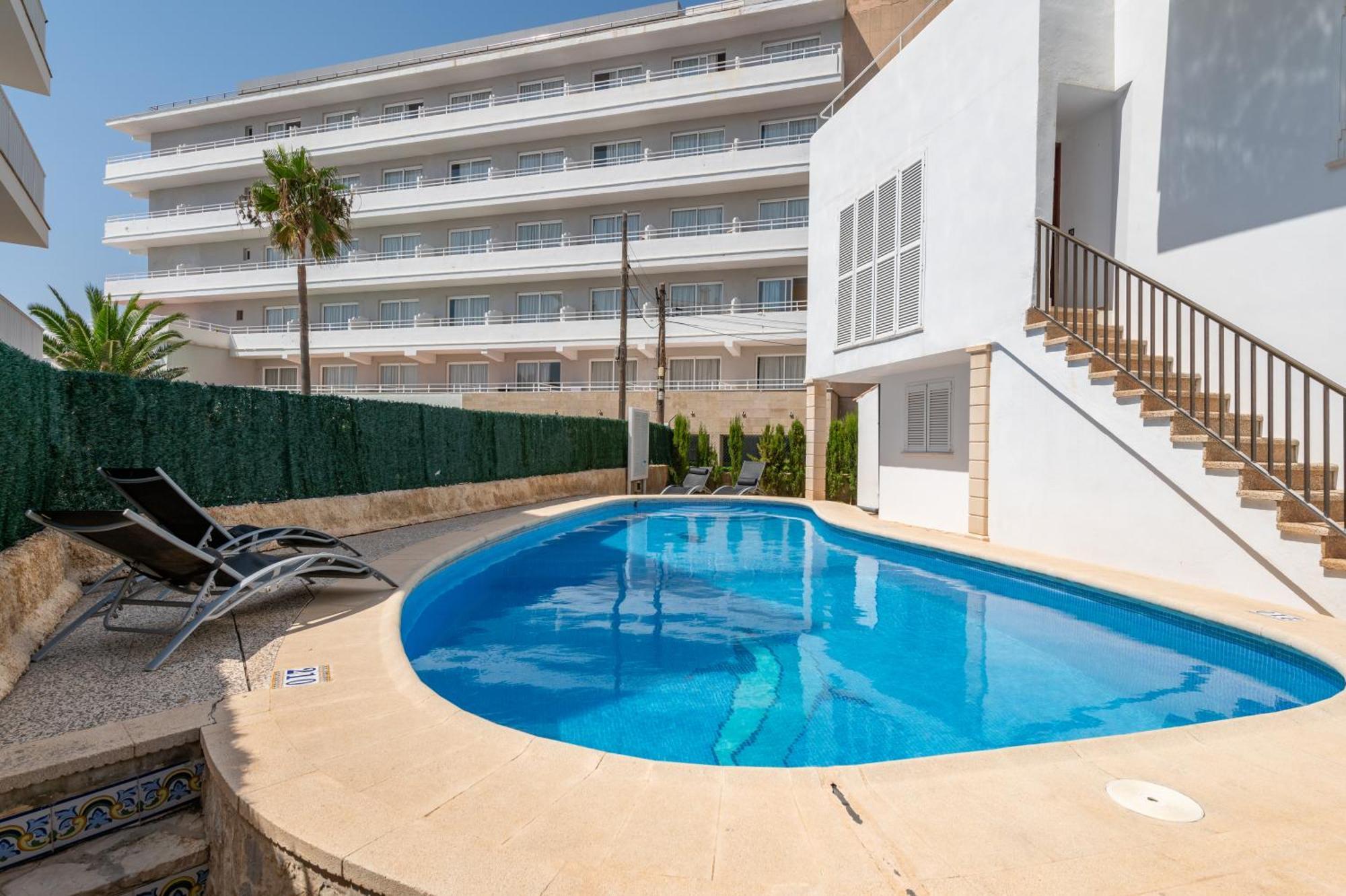 Apartamentos Marivent By Mhr Portocolom  Extérieur photo